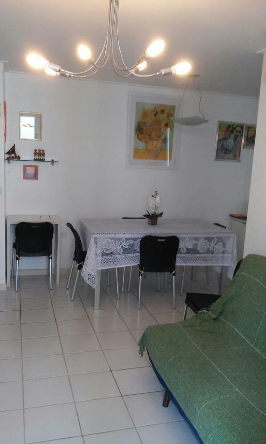 Na Beira Mar De Pajucara - Edificio Neo 2 - Apartamento Com 02 Quartos - Tem Varanda- Vista Lateral Do Mar - Avenida Doutor Antonio Gouveia 1081- Consumo Eletrico E Pago No Ckeck-Out 1Kwh E 1,35 Reias Maceió Eksteriør bilde